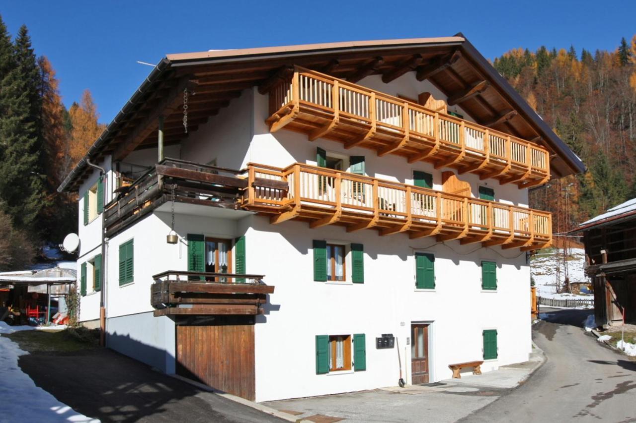Casa Lisa Lägenhet Falcade Exteriör bild